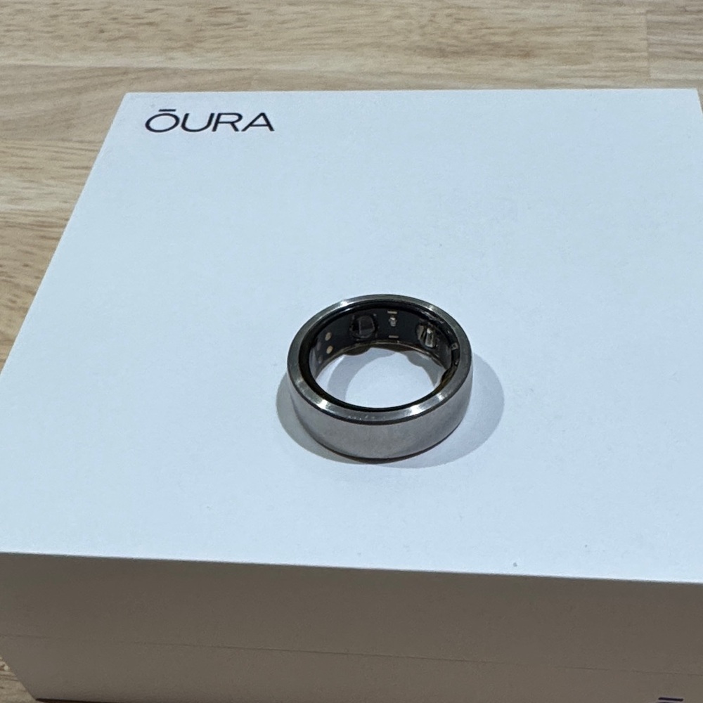 Oura brushed titanium Ring